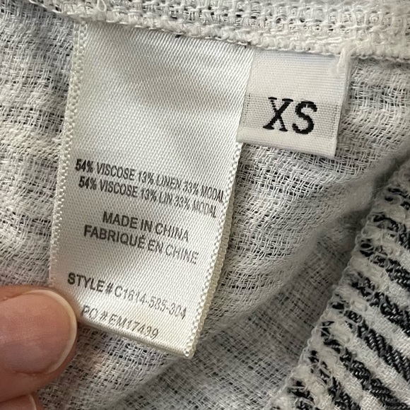 Cloth & Stone Raw Hem Lace Up Back Striped Top Size XS - Picture 5 of 7